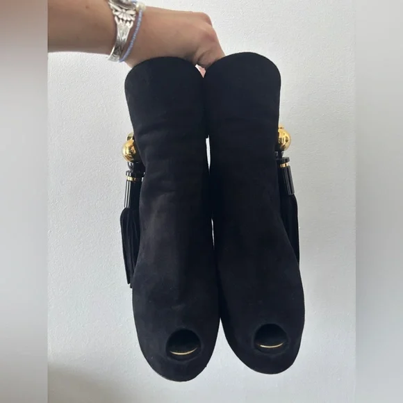 Louis Vuitton chic and sexy ankle boots with 14 cm heels and open toes. - Picture 8 of 17